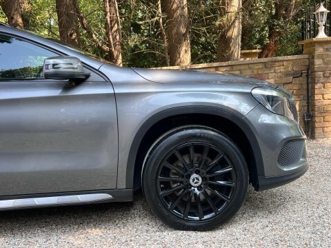 Mercedes-Benz GLA Class Gla220 Cdi 4Matic Black #16