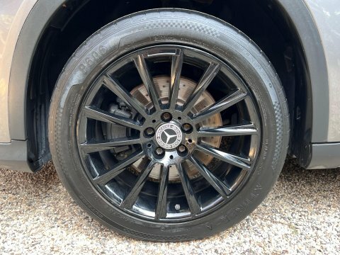 Mercedes-Benz GLA Class Gla220 Cdi 4Matic Black #46