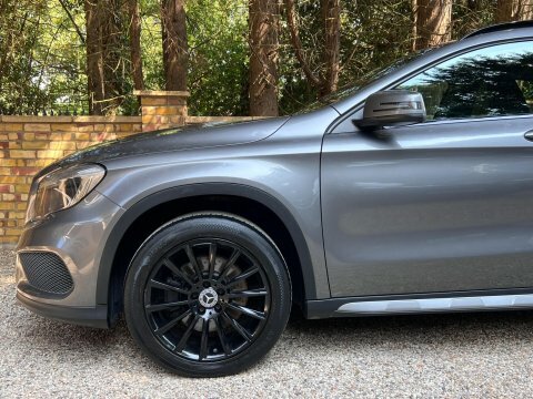 Mercedes-Benz GLA Class Gla220 Cdi 4Matic Black #13