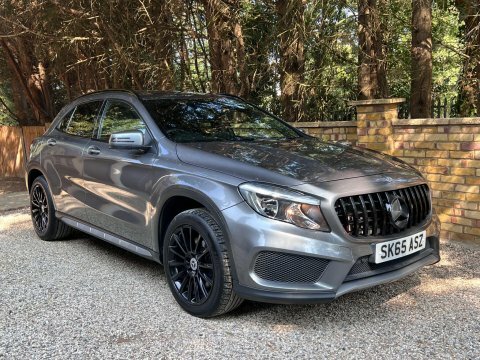 Mercedes-Benz GLA Class Gla220 Cdi 4Matic Black #53