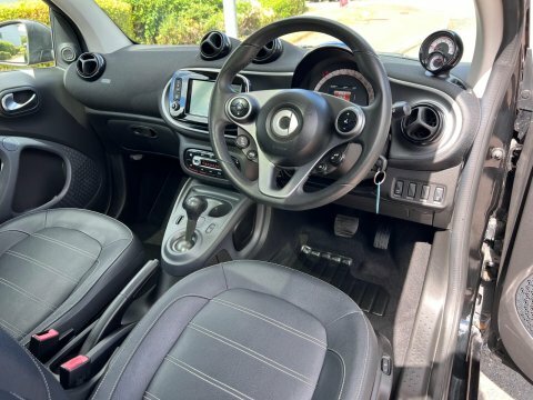 Smart Fortwo Coupe Prime White #17