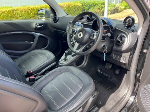 Smart Fortwo Coupe Prime White #16