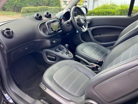 Smart Fortwo Coupe Prime White #26