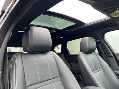 Land Rover Range Rover Velar 2022 22 2.0 Black #5