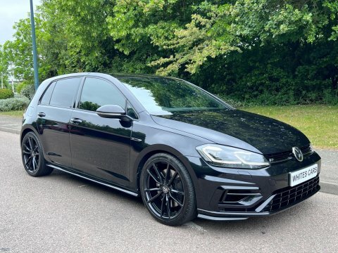Volkswagen Golf 2018 18 2.0 Black