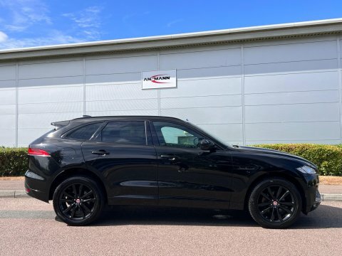 Jaguar F-Pace 2020 70 2.0 Black #2