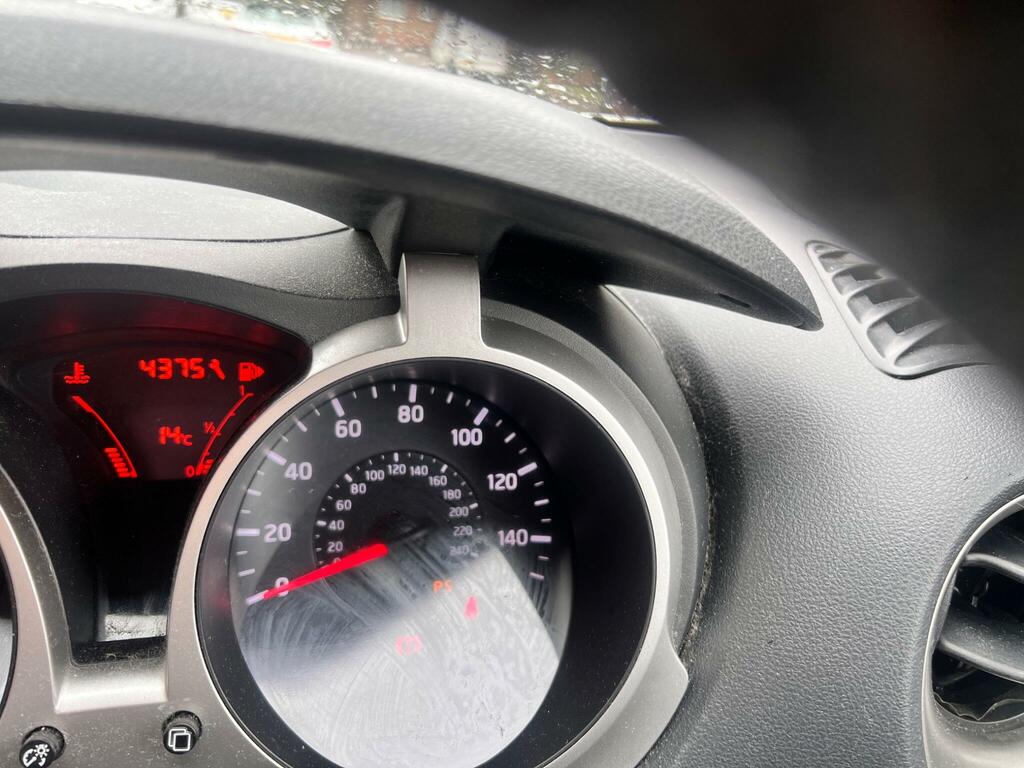 Nissan Juke Hatchback 1.6 Acenta Grey #17