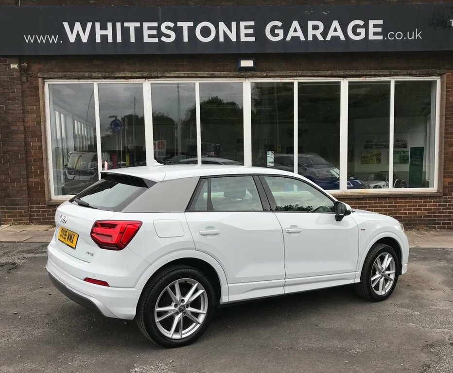 Audi Q2 1L S Line OV18WMX White #5