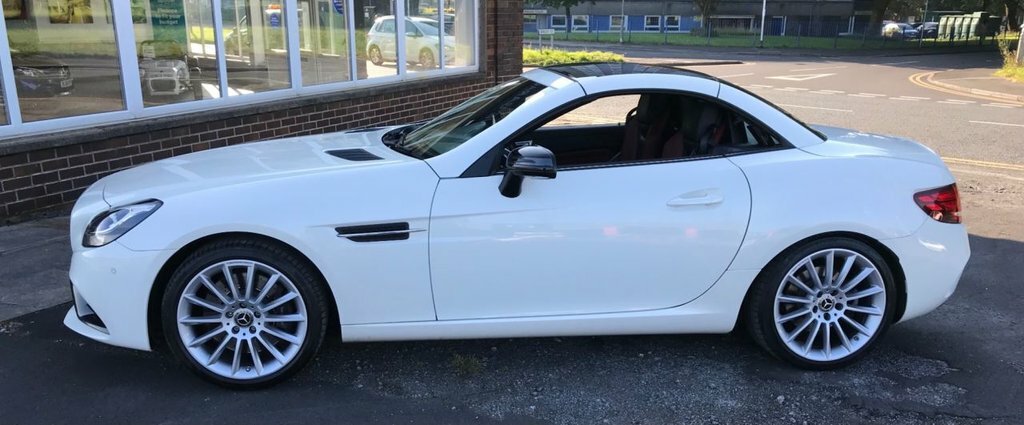 Mercedes-Benz SLC 2L Amg Line White #3