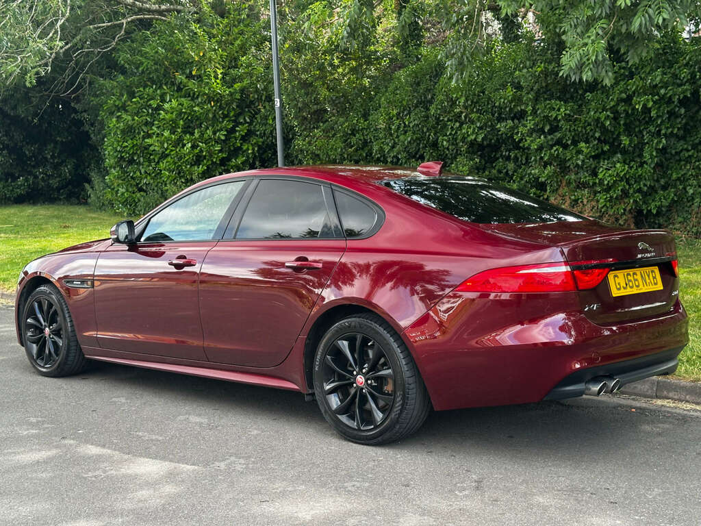 Jaguar XF Saloon 2.0 Xf R-sport D 2016 Red #5