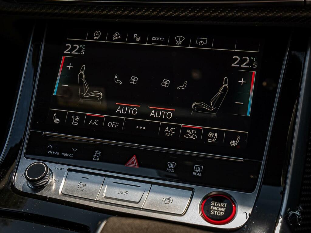 Audi RSQ8 4.0 Tfsi Purple #16