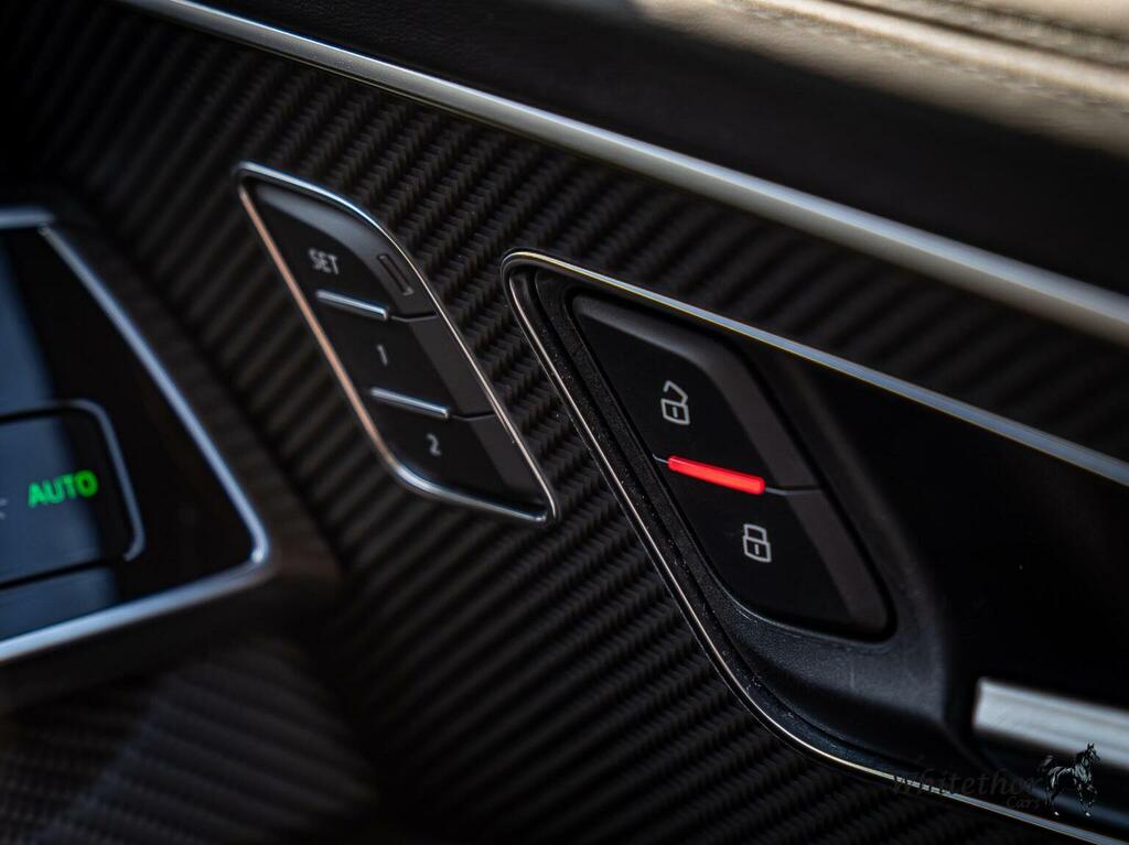 Audi RSQ8 4.0 Tfsi Purple #28