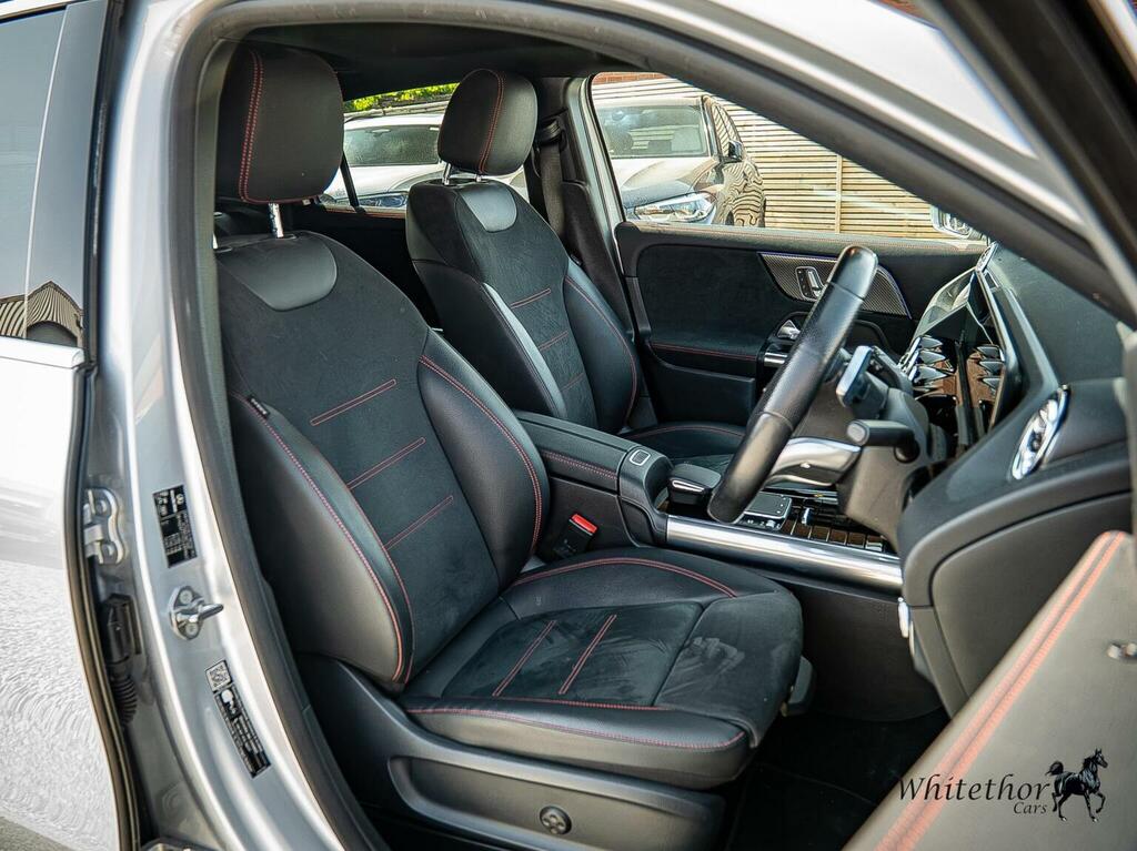 Mercedes-Benz GLA Class Suv Black #7