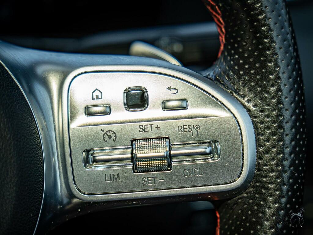 Mercedes-Benz GLA Class Suv Black #16