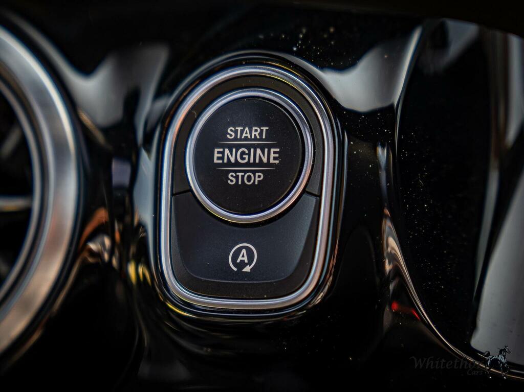 Mercedes-Benz GLA Class Suv Black #22