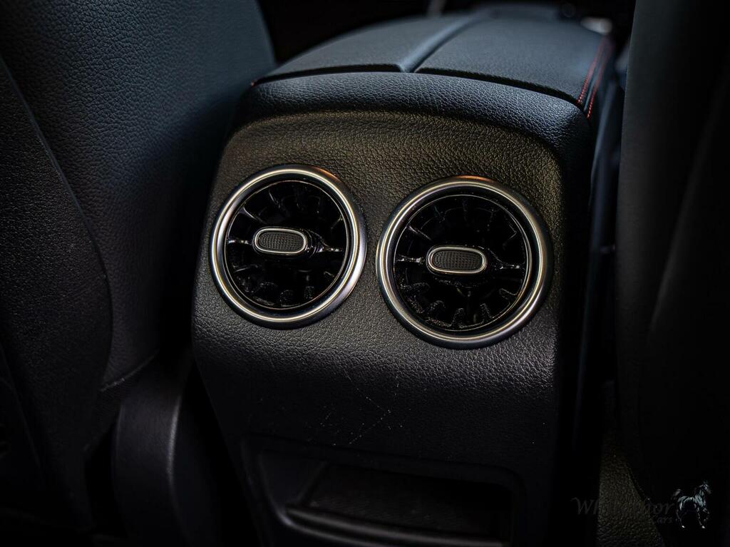 Mercedes-Benz GLA Class Suv Black #33