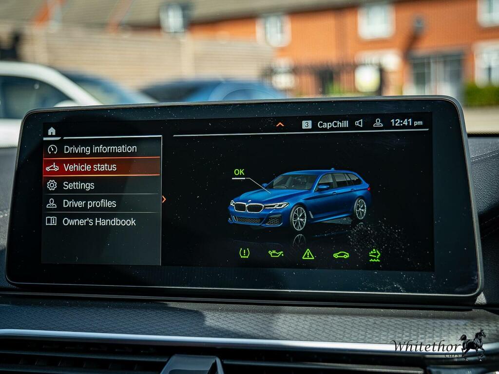 BMW 5 Series 520D Mht Se Step Black #28