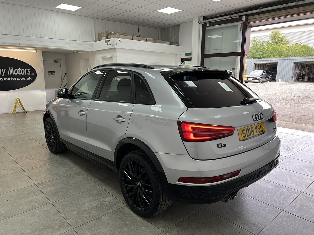 Audi Q3 Tdi Black Edition SD18VSL Silver #5