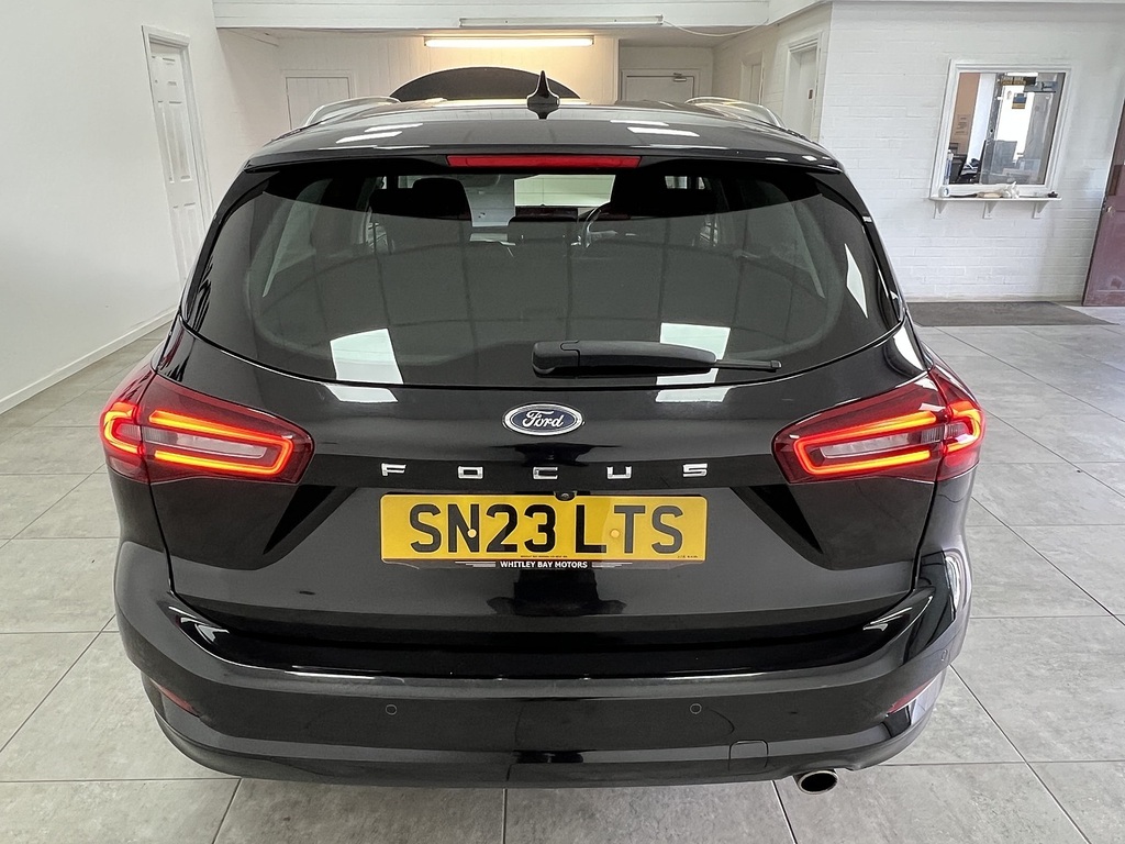 Ford Focus T Ecoboost Titanium SN23LTS Black #4