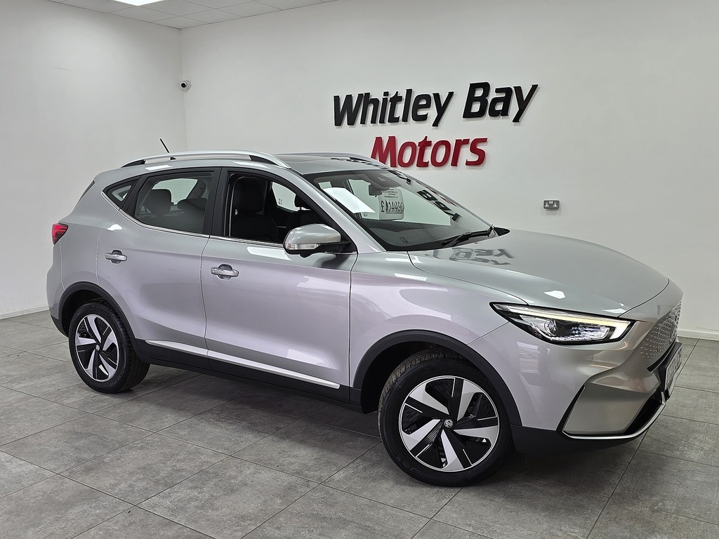 MG ZS Trophy Silver