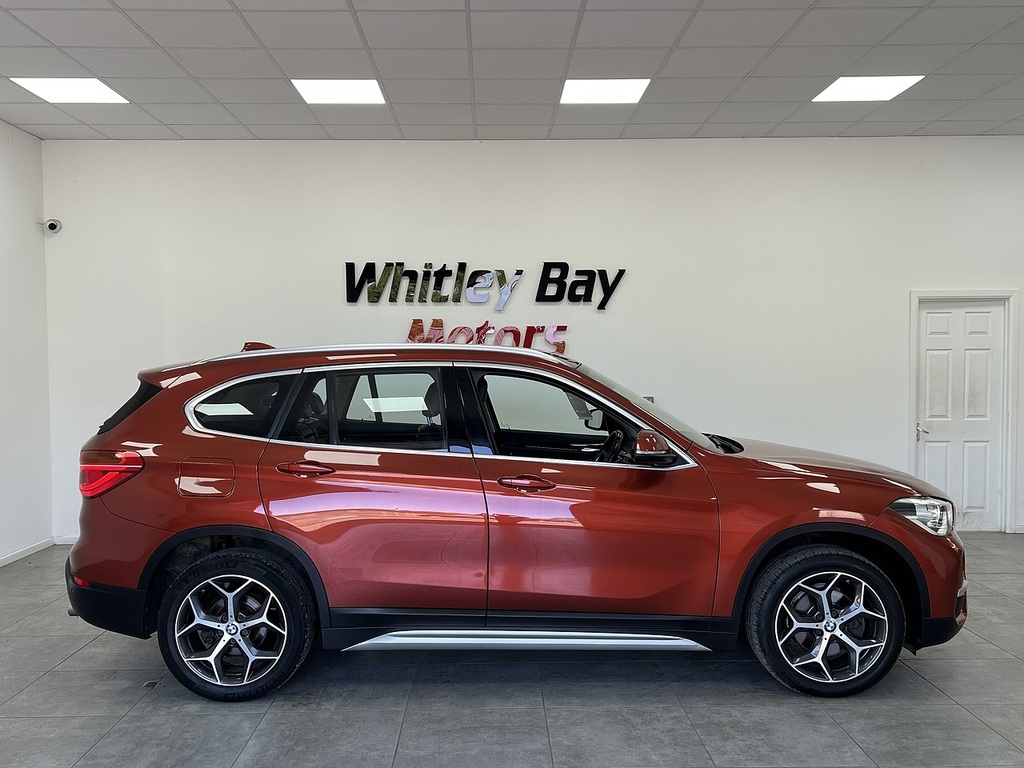 BMW X1 18D Xline KGZ4971 Orange #2