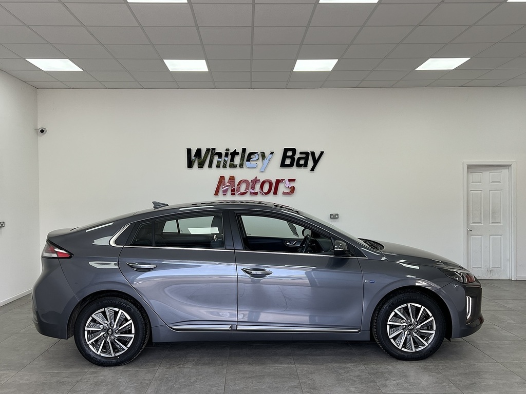 Hyundai Ioniq Premium Grey #2