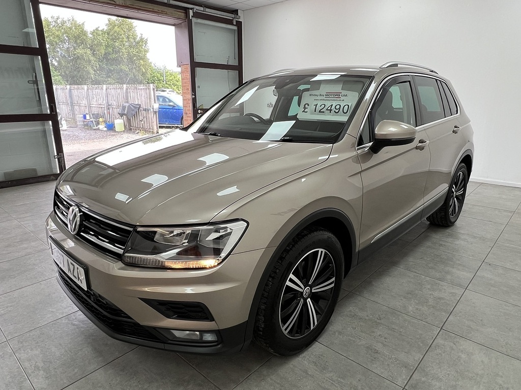 Volkswagen Tiguan Tsi Se Navigation Beige #6