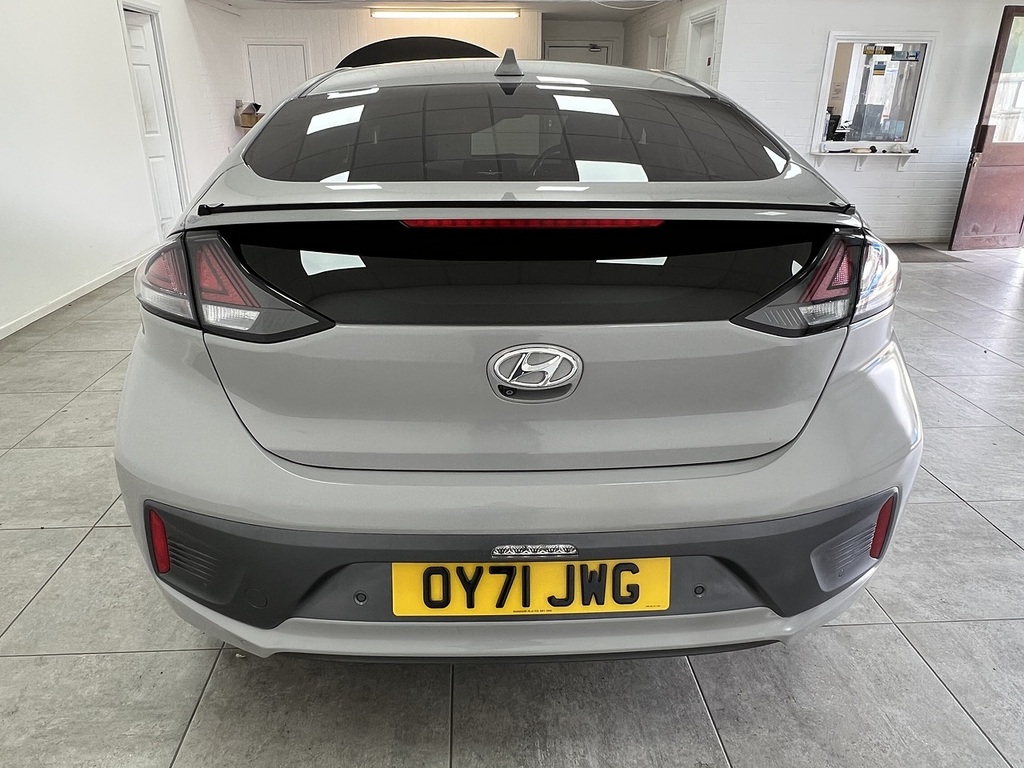 Hyundai Ioniq H-gdi Premium Se Grey #4