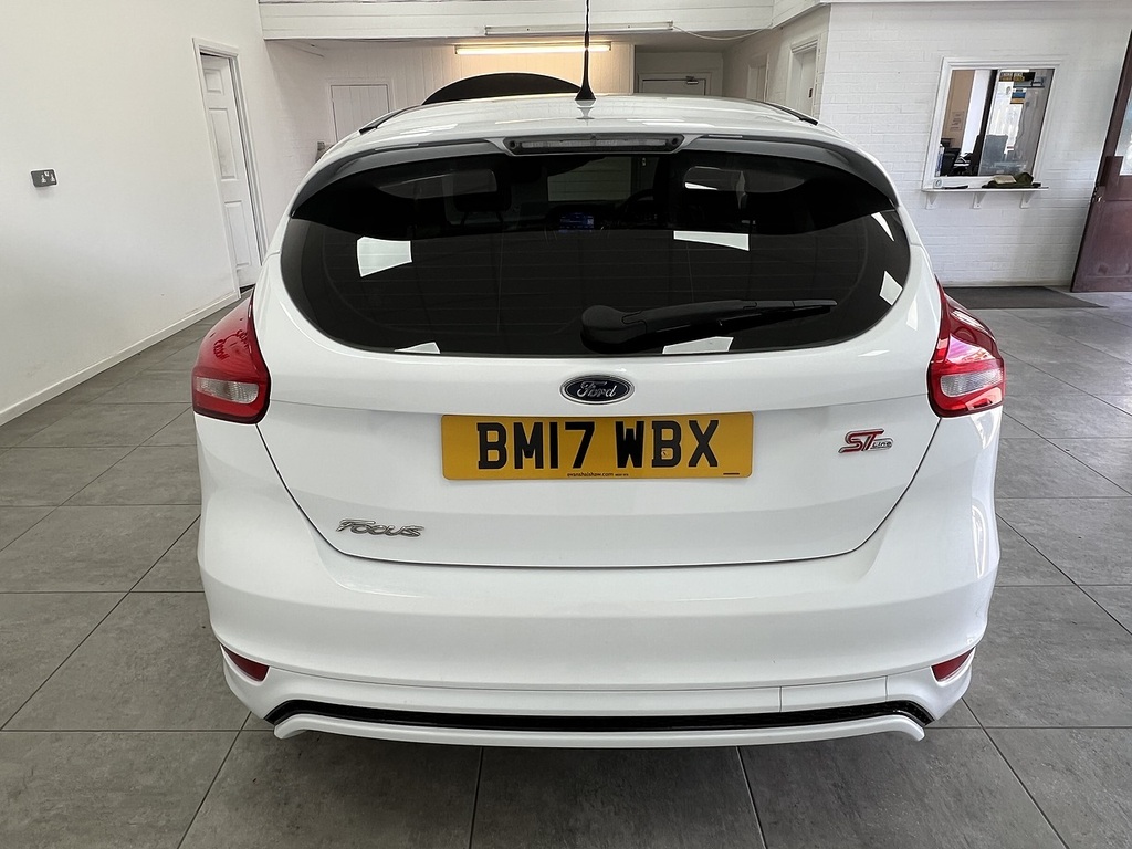 Ford Focus Tdci St-line White #4