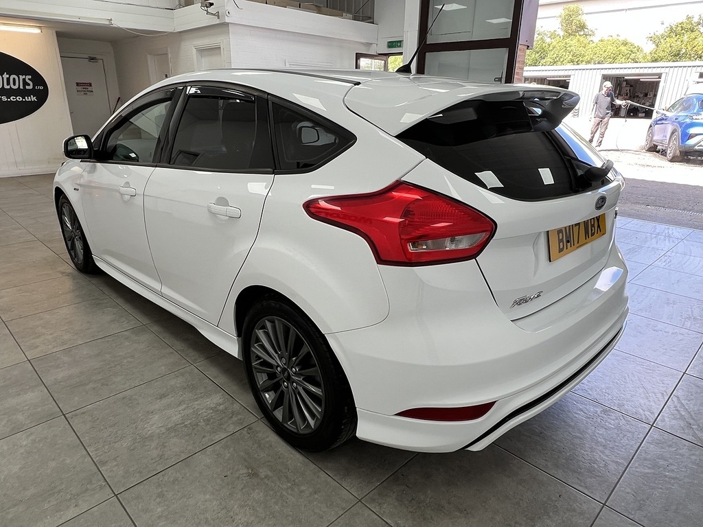 Ford Focus Tdci St-line White #5