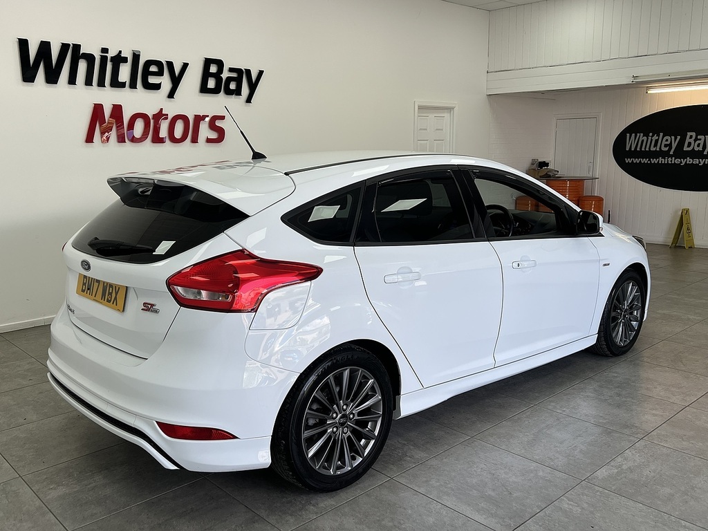 Ford Focus Tdci St-line White #3