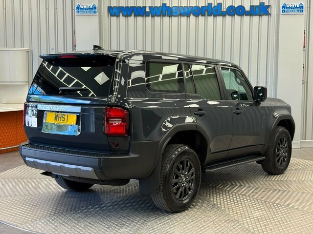 Toyota Land Cruiser 2026 2.8 D 201 Bhp Lwb 4Wd Commercial E Grey #6