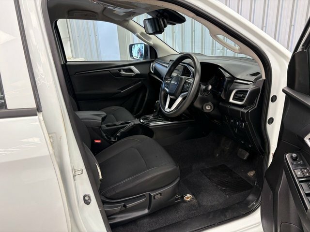 Isuzu D-Max 2023 1.9Td 164 Bhp Dl20 Dcab Pickup 4Wd White #6