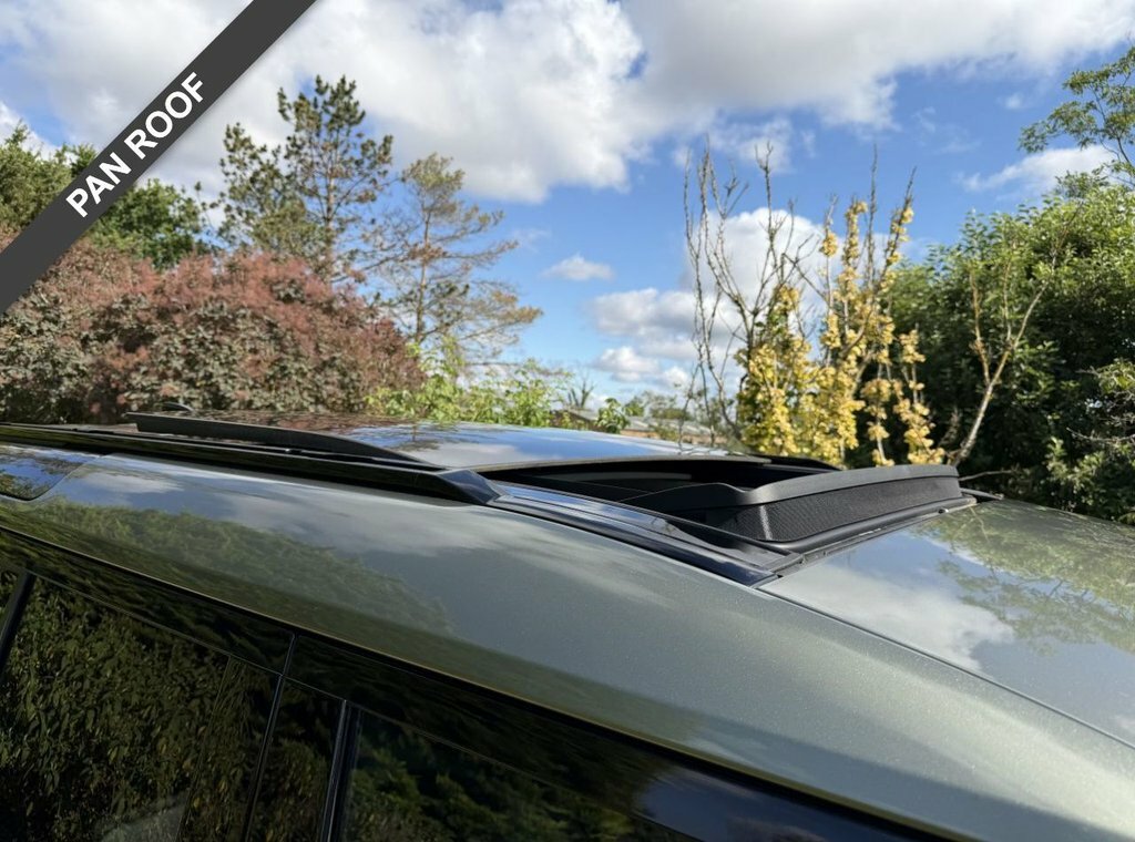 Land Rover Defender 110 3L X-dynamic Hse Green #5