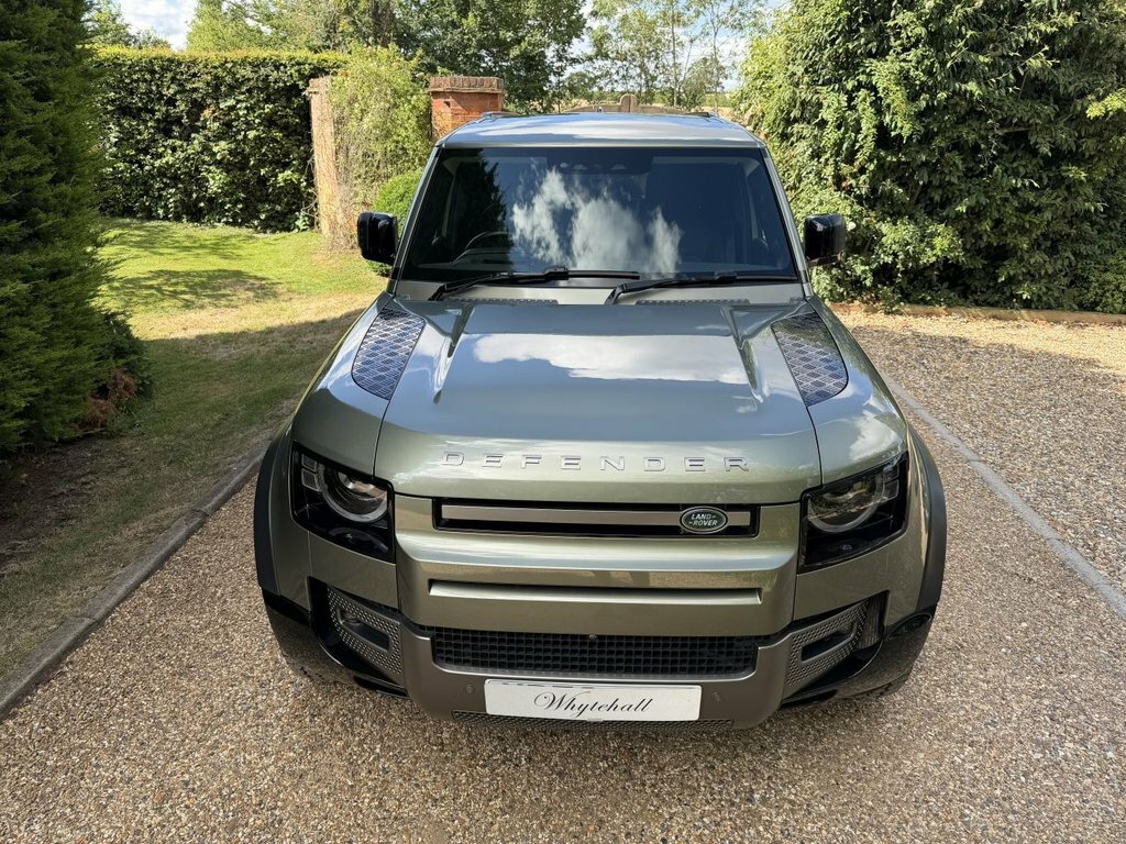 Land Rover Defender 110 2.0 P400e 15.4Kwh X Dynamic S Suv Plug Black #40