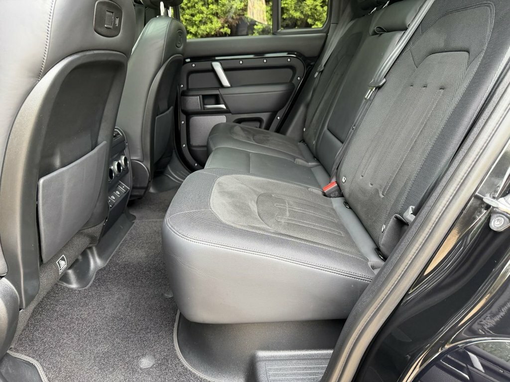Land Rover Defender 110 2.0 P400e Xs Edition 110 Silver #20