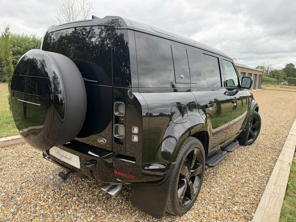 Land Rover Defender 110 2.0 P400e Xs Edition 110 Silver #7
