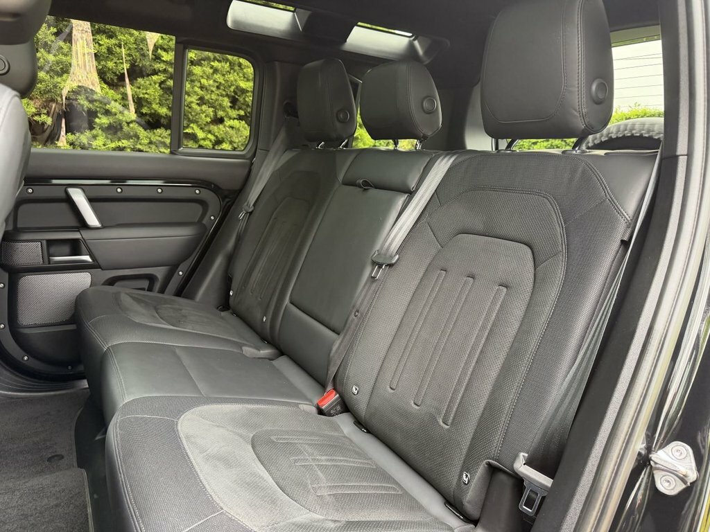Land Rover Defender 110 2.0 P400e Xs Edition 110 Silver #19
