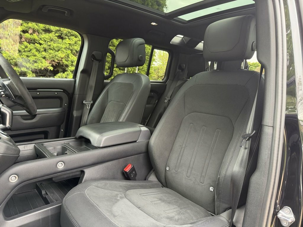 Land Rover Defender 110 2.0 P400e Xs Edition 110 Silver #11