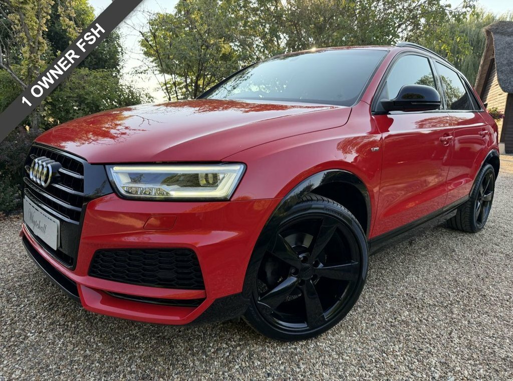 Audi Q3 2L Black Edition Red