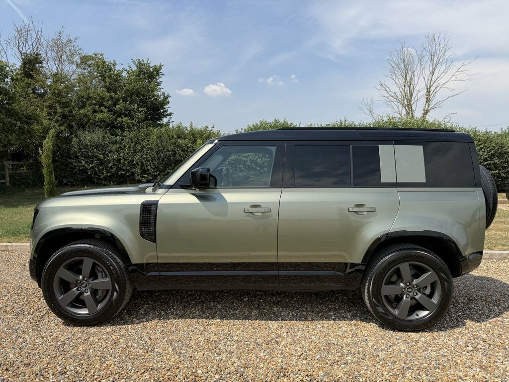 Land Rover Defender 110 3L X-dynamic Hse Green #3