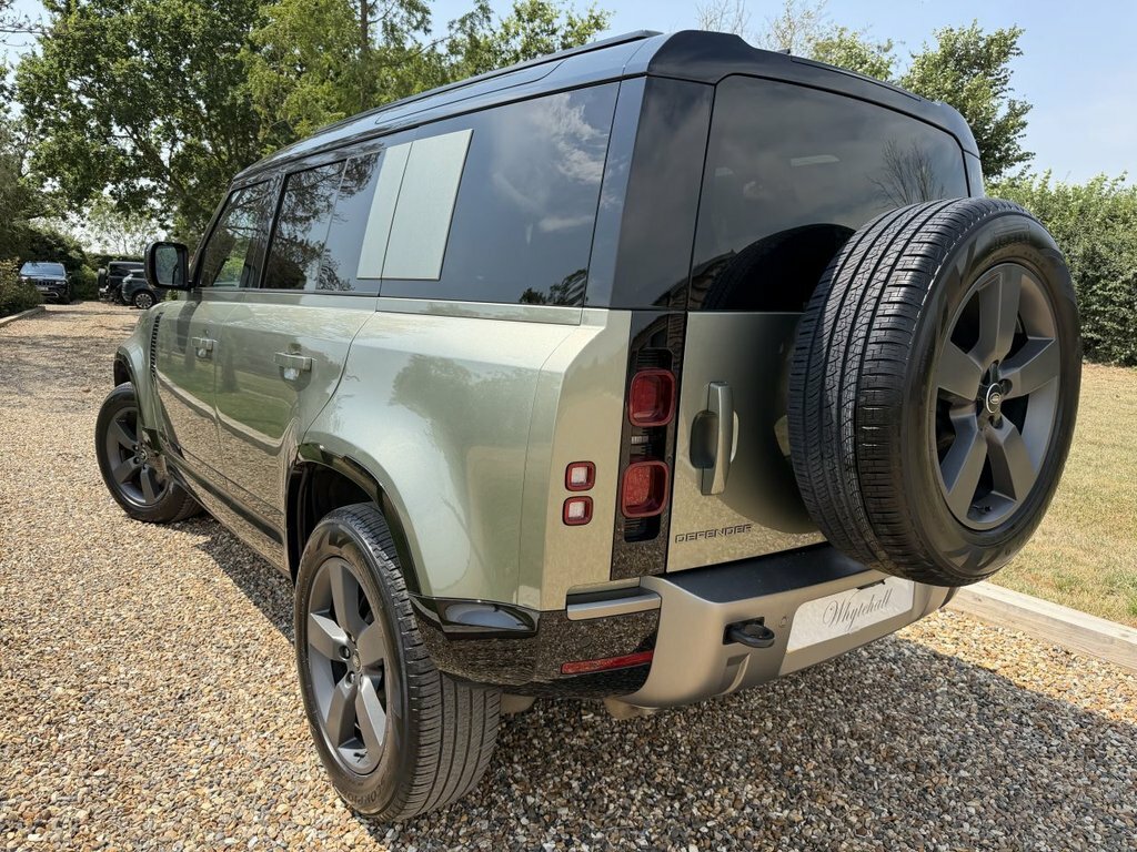 Land Rover Defender 110 3L X-dynamic Hse Green #6