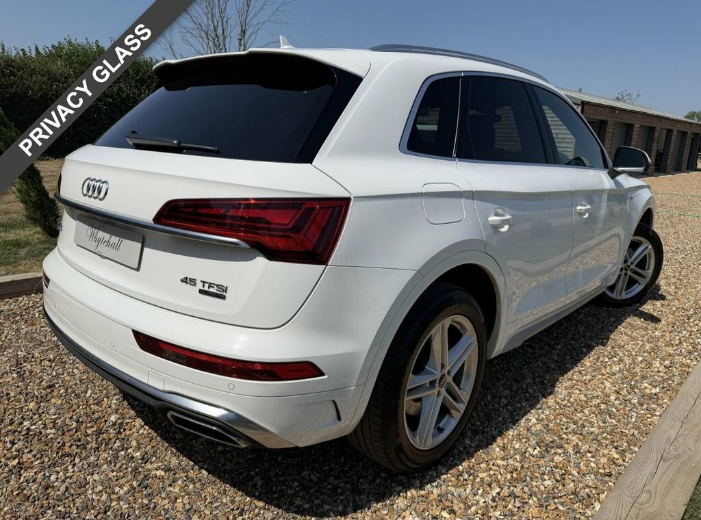 Audi Q5 2L S Line White #3