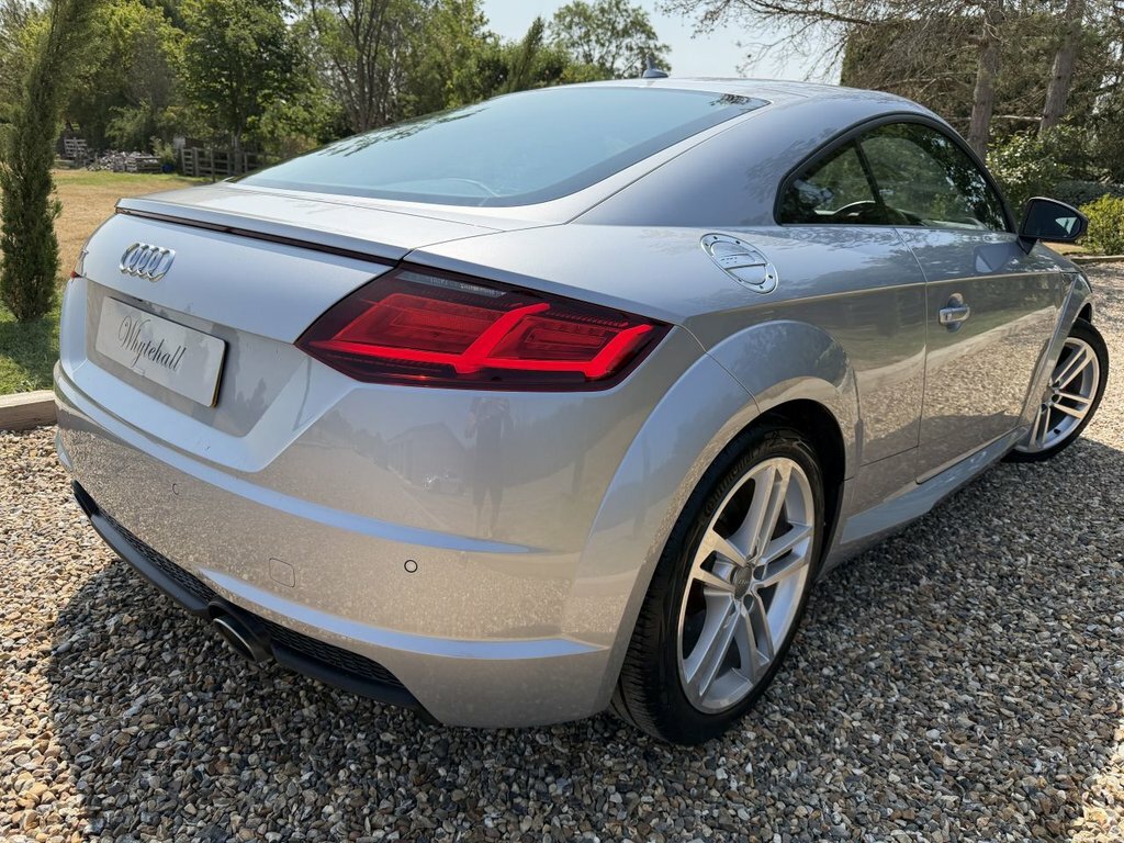 Audi TT 2L Sport SB69VRC Silver #5