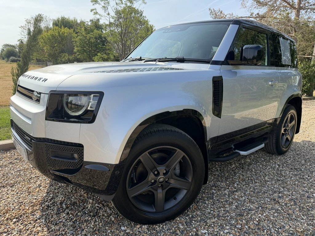 Land Rover Defender 90 3L X-dynamic Se Silver
