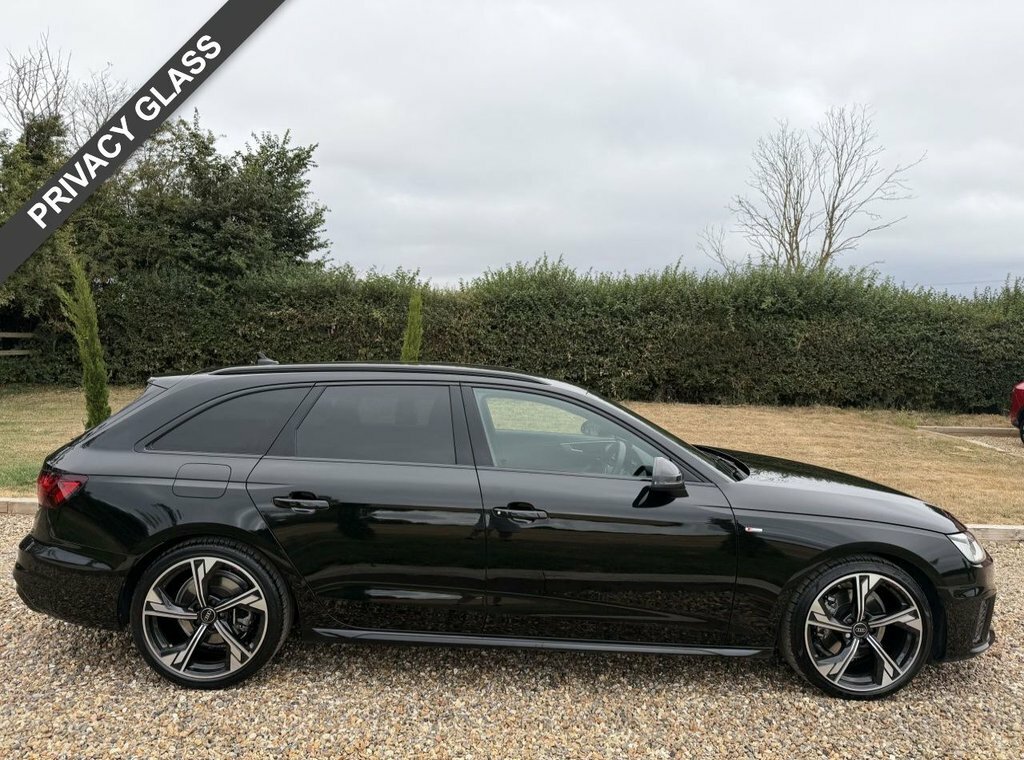 Audi A4 Avant 2L Black Edition Black #4
