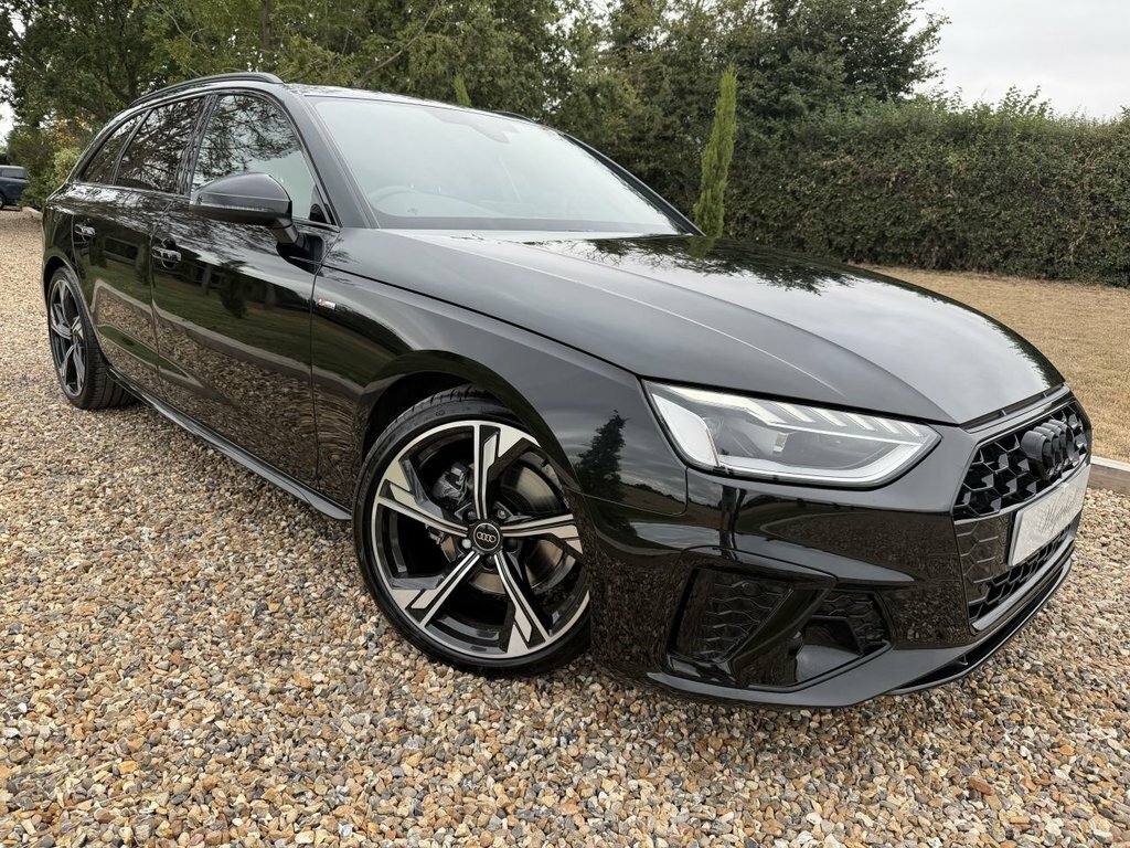 Audi A4 Avant 2L Black Edition Black #2