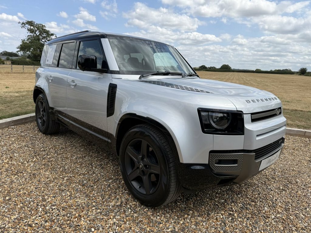 Land Rover Defender 110 D300 X-dynamic Hse Silver #32
