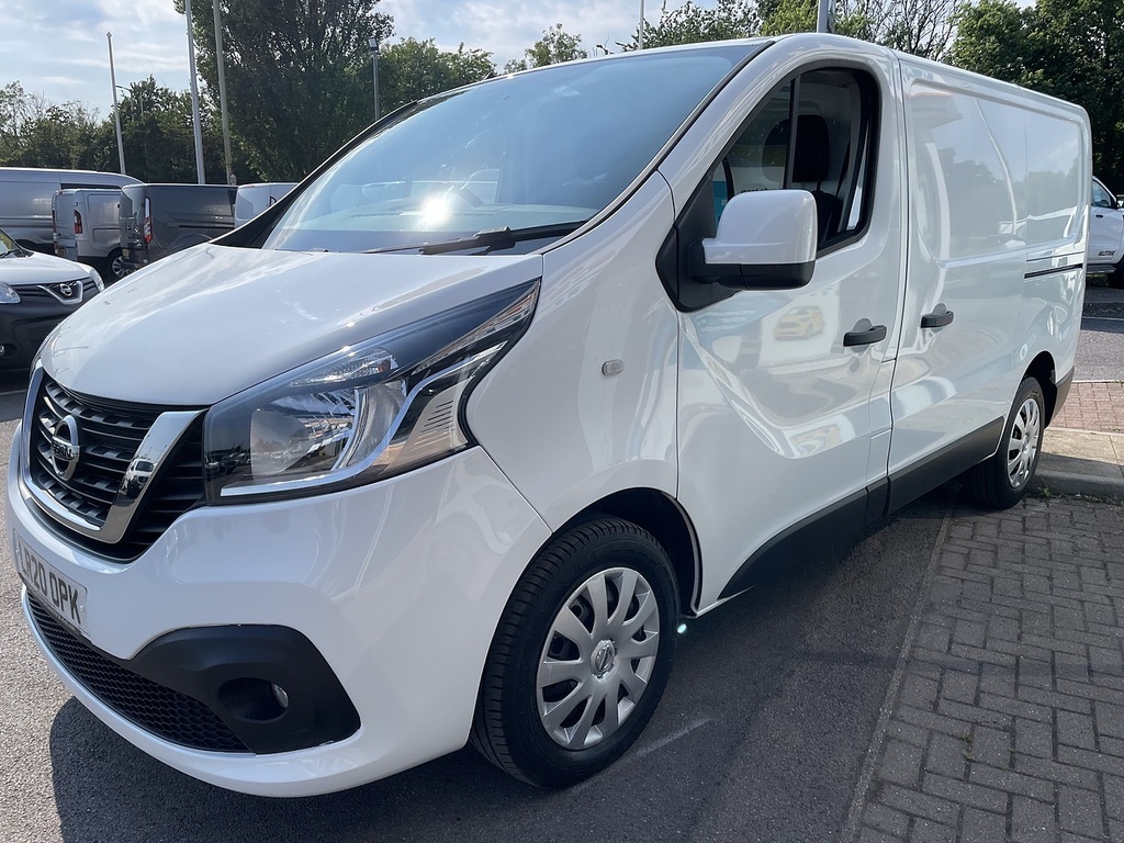 Nissan NV300 2.0 Dci 28 Acenta Panel Van L1 H White #4