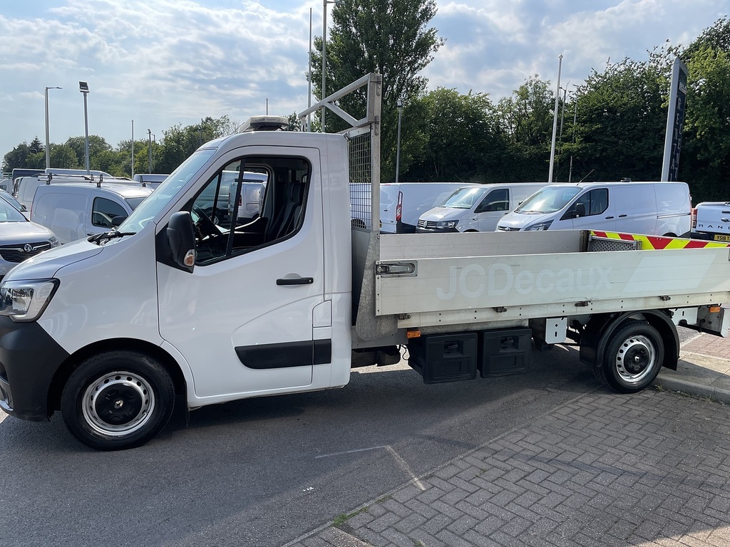 Renault Master 2.3 Dci 35 Business Chassis Cab White #4